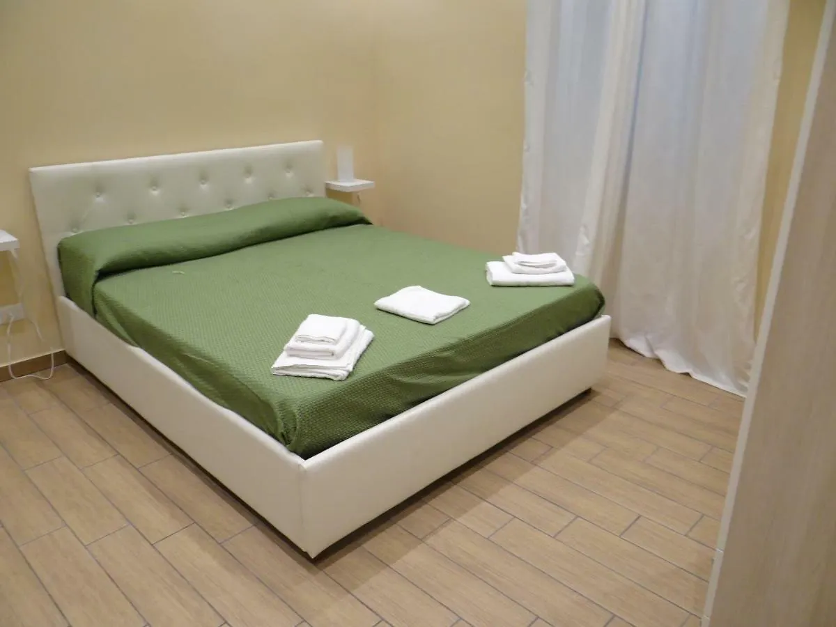 Bed & Breakfast Montecarlo Palace Bed and Breakfast Palermo