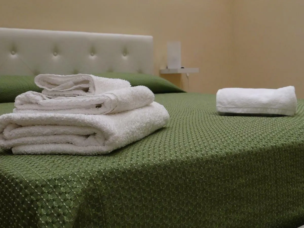 Montecarlo Palace Bed and Breakfast Palermo Bed & Breakfast